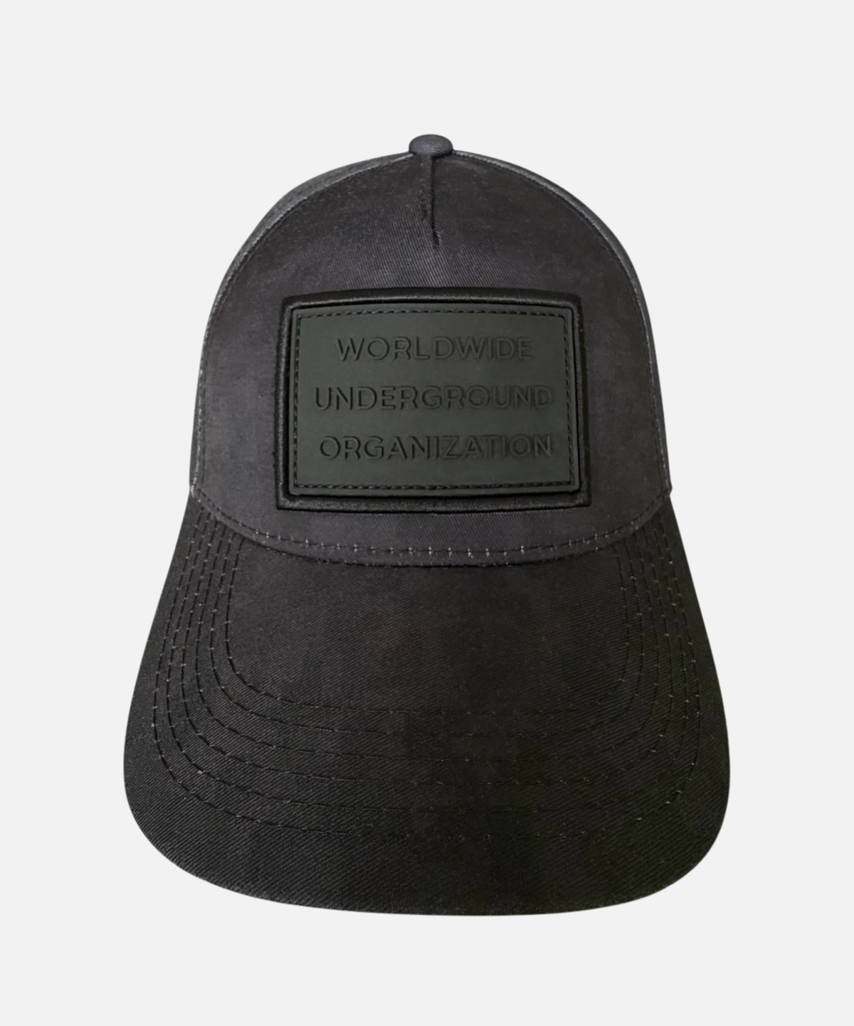 La casquette camouflage foncé