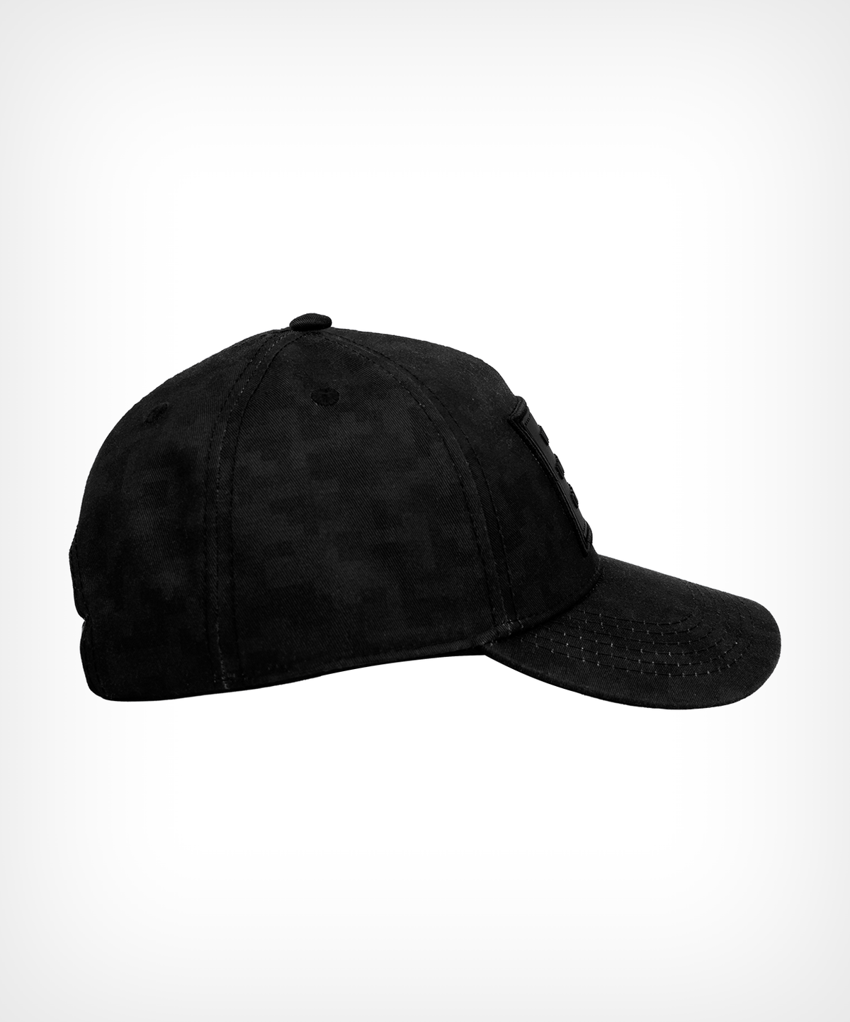 La casquette camouflage foncé